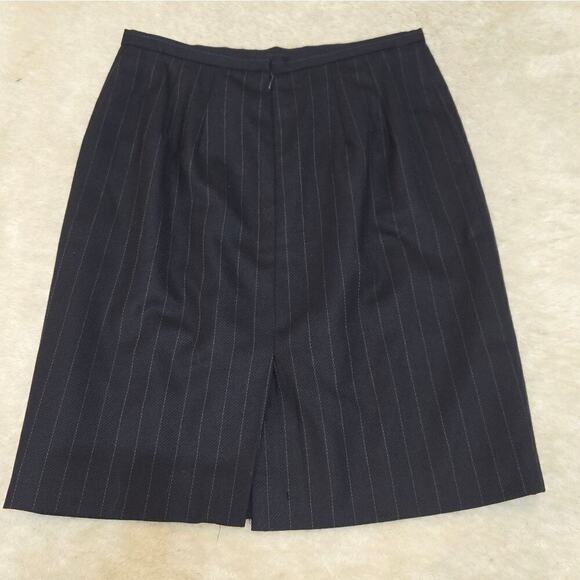 Talbots Petites Navy Blue Pinstripe Wool Pencil Skirt, Size 6P - Picture 7 of 8